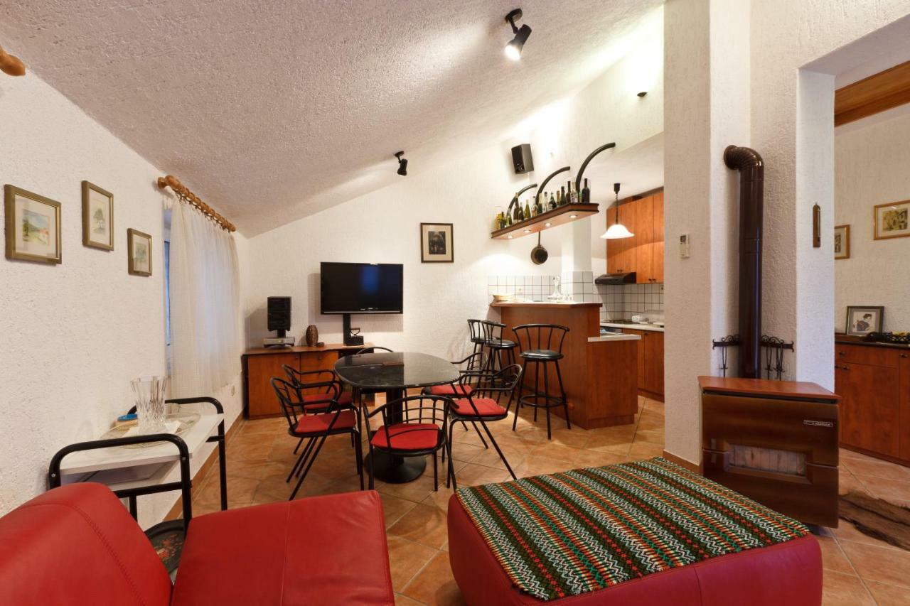 Apartmani Rasan Malinska Kültér fotó