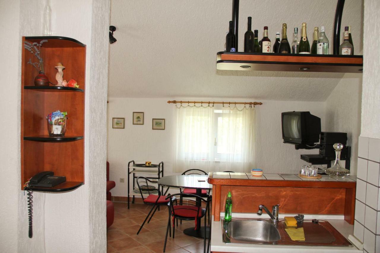 Apartmani Rasan Malinska Kültér fotó